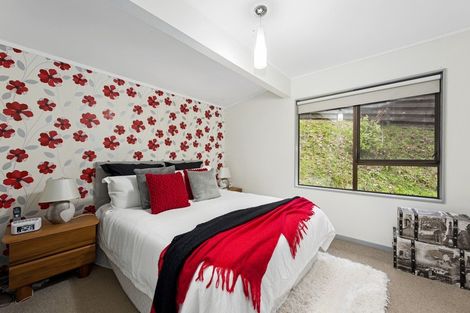 Photo of property in 97 Blue Mountains Road, Pinehaven, Upper Hutt, 5371