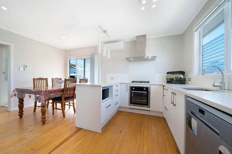 Photo of property in 29 Don Buck Road, Massey, Auckland, 0614