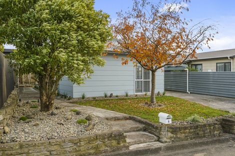 Photo of property in 4 Coromandel Court, Roslyn, Palmerston North, 4414