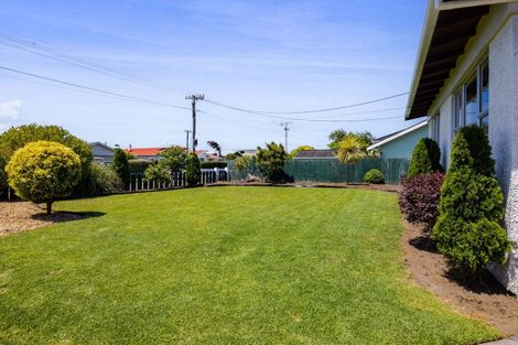Photo of property in 13 Collins Street, Hawera, 4610