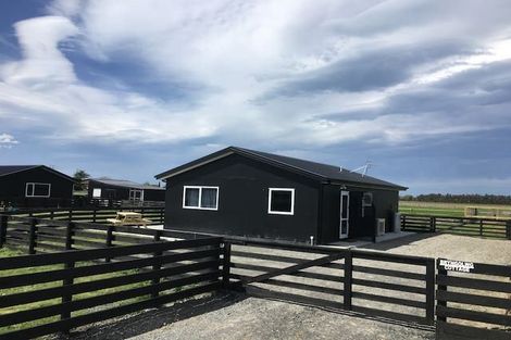 Photo of property in 22 Ulyatt Road, Meeanee, Napier, 4112