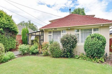 Photo of property in 222 Avonhead Road, Avonhead, Christchurch, 8042