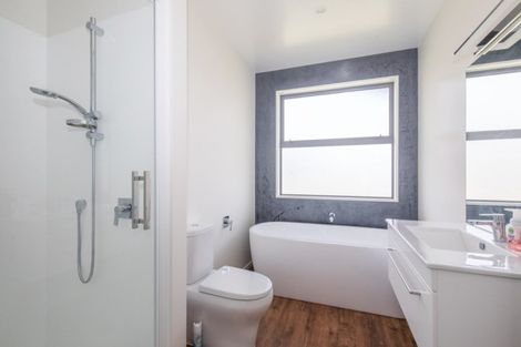 Photo of property in 49 Mount Linton Avenue, Wanaka, 9305