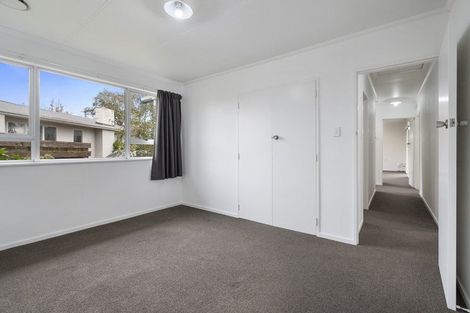 Photo of property in 28 Pinedale Parade, Milson, Palmerston North, 4414