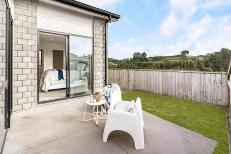 Photo of property in 12a Saint Hill Lane, Havelock North, 4130