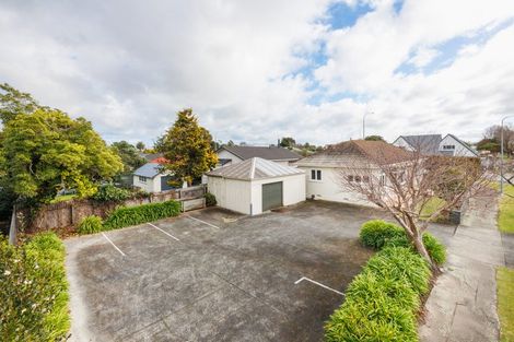 Photo of property in 58 Rangitane Street, Palmerston North, 4414