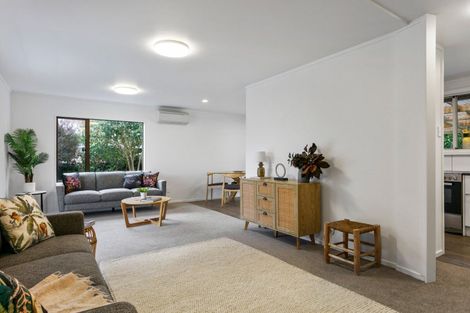 Photo of property in 10 Campion Road, Riverdale, Gisborne, 4010