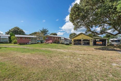 Photo of property in 156 One Tree Point Road, One Tree Point, 0118