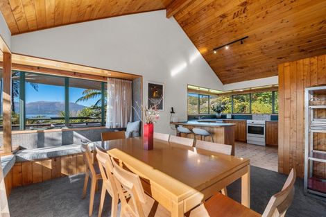 Photo of property in 240 Spencer Road, Lake Tarawera, Rotorua, 3076