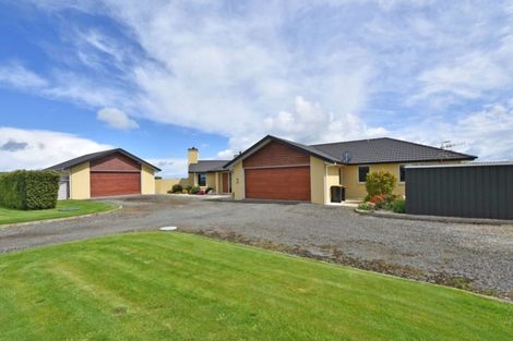 Photo of property in 3 Court Of Ascot, Seaward Bush, Invercargill, 9812