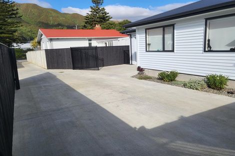 Photo of property in 93a Riverside Drive, Waiwhetu, Lower Hutt, 5010