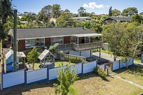 Photo of property in 4 Sudan Avenue, Milford, Auckland, 0620