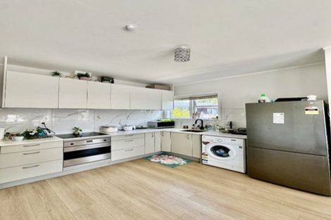Photo of property in 1/27 Rosedale Road, Pinehill, Auckland, 0632