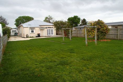 Photo of property in 11 Ada Street, Hokowhitu, Palmerston North, 4410