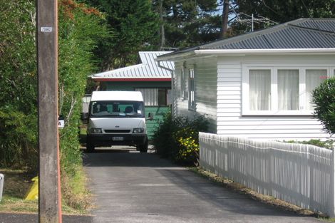 Photo of property in 128 Lynwood Road, New Lynn, Auckland, 0600