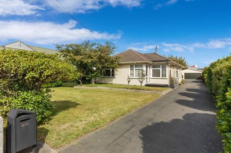 Photo of property in 213 Bower Avenue, North New Brighton, Christchurch, 8083