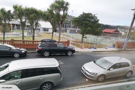 Photo of property in Lynbrae Court Flats, 20/4 Dr Taylor Terrace, Johnsonville, Wellington, 6037