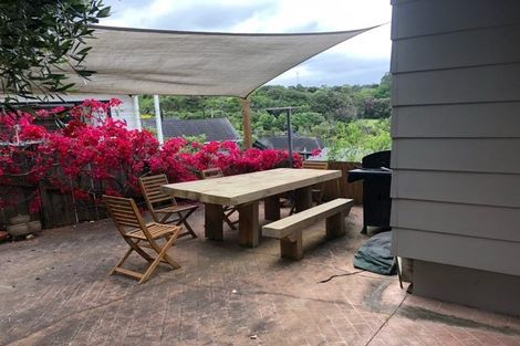 Photo of property in 2/7 Kitewao Street, Northcote, Auckland, 0627