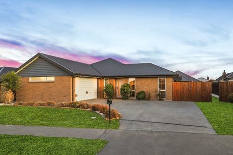 Photo of property in 3 Crest Place, Rolleston, 7615