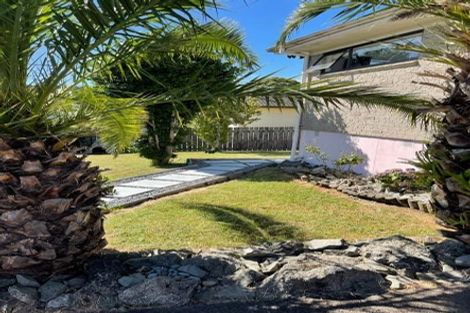 Photo of property in 6 Mayer Place, Ranui, Auckland, 0612