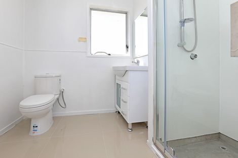 Photo of property in 30 Sharland Avenue, Manurewa, Auckland, 2102