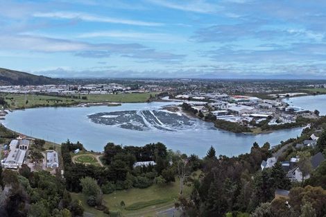 Photo of property in 10 Osmond Lane, Mount Pleasant, Christchurch, 8081