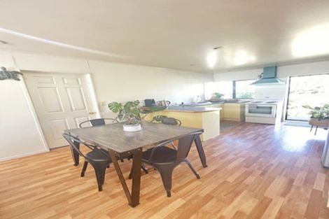 Photo of property in 30 Rathmar Drive, Manurewa, Auckland, 2105