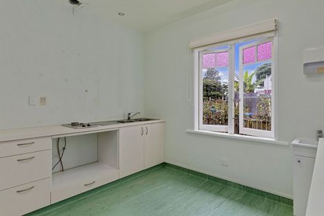 Photo of property in 930 Kahikatea Flat Road, Waitoki, Kaukapakapa, 0871