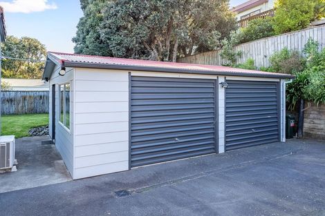Photo of property in 179 Tutere Street, Waikanae Beach, Waikanae, 5036