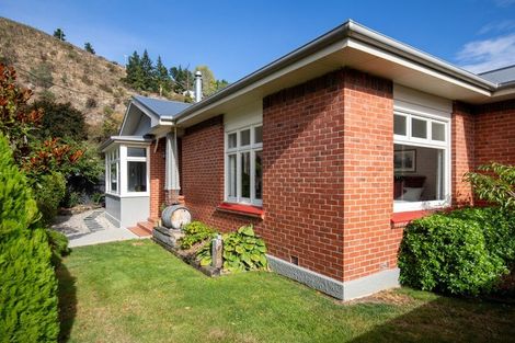 Photo of property in 9 Kelso Street, Roxburgh, 9500