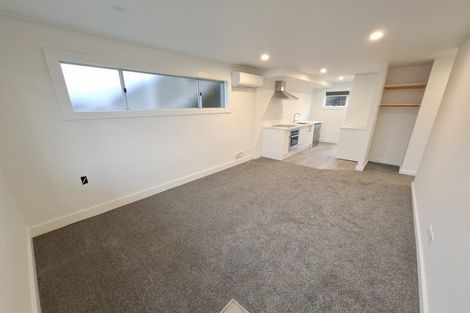 Photo of property in 33 Fulford Street, New Plymouth, 4310