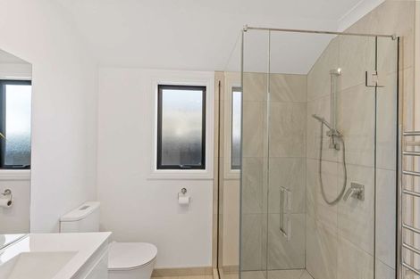 Photo of property in 44 Mcquillan Avenue, Woodend, 7610