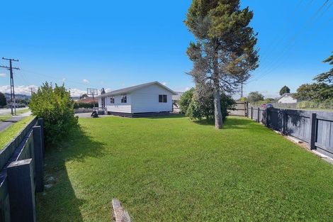 Photo of property in 2/2 Hunua Road, Papakura, 2110