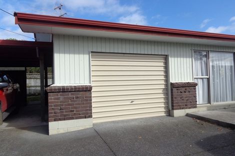 Photo of property in 206 Royal Road, Massey, Auckland, 0614