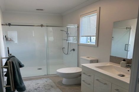 Photo of property in 258 Birkdale Road, Birkdale, Auckland, 0626