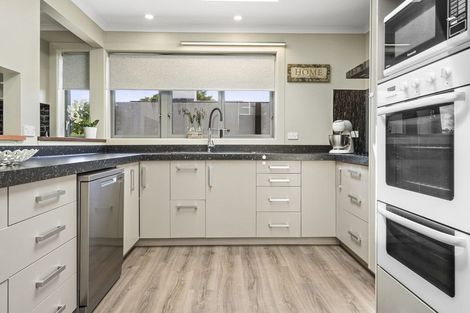 Photo of property in 66 Wordsworth Street, Leamington, Cambridge, 3432