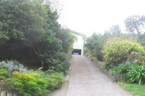 Photo of property in 13 Mana View Road, Paremata, Porirua, 5026