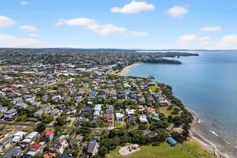 Photo of property in 1/50 Masterton Road, Rothesay Bay, Auckland, 0630