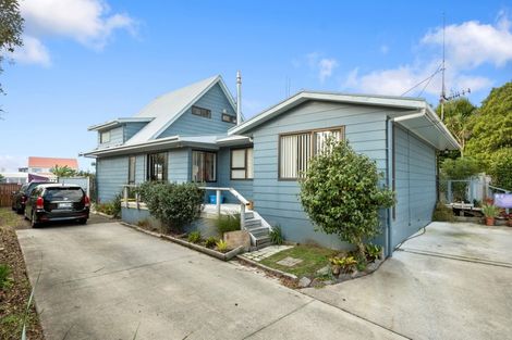 Photo of property in 84 Percy Road, Papamoa Beach, Papamoa, 3118