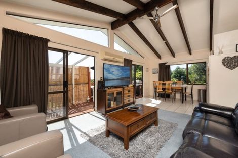 Photo of property in 6a Cumberland Crescent, Welcome Bay, Tauranga, 3112