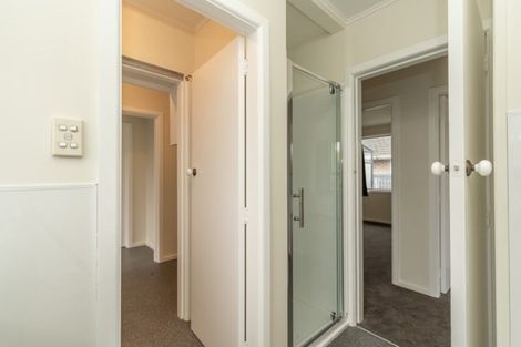 Photo of property in 17 Boston Avenue, Hornby, Christchurch, 8042