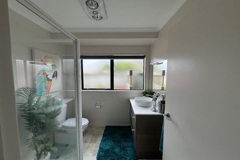 Photo of property in Rangeview Villas, 4/9 Fuller Close, Levin, 5510