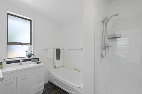 Photo of property in 28 Young Street, Somerfield, Christchurch, 8024