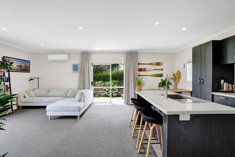 Photo of property in 8 Manatu Lane, Inglewood, 4330