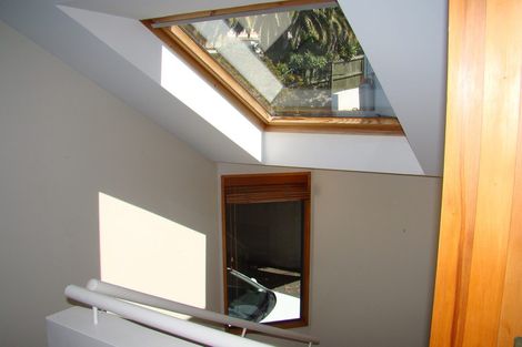 Photo of property in 143 Moncks Spur Road, Redcliffs, Christchurch, 8081