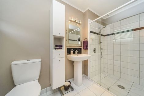 Photo of property in 3 Newland Court, Palmerston North, 4410