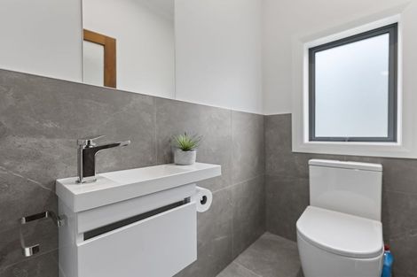 Photo of property in 5 Stewart Road, Milton, 9220