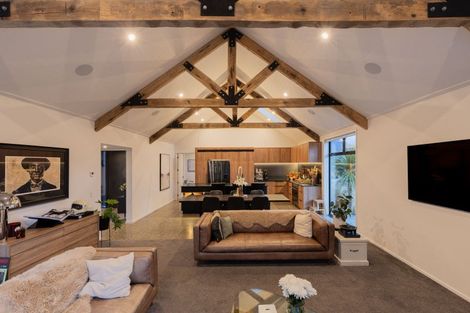 Photo of property in 52 Cunninghams Drive, Jacks Point, Queenstown, 9371