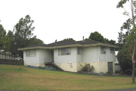 Photo of property in 9 Regency Place, Sunnynook, Auckland, 0632