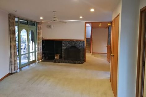 Photo of property in 27a Welland Place, Hillcrest, Auckland, 0627